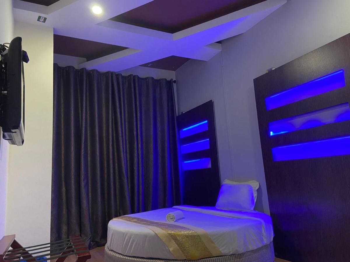 Hotel Zamburger De Melaka Esterno foto