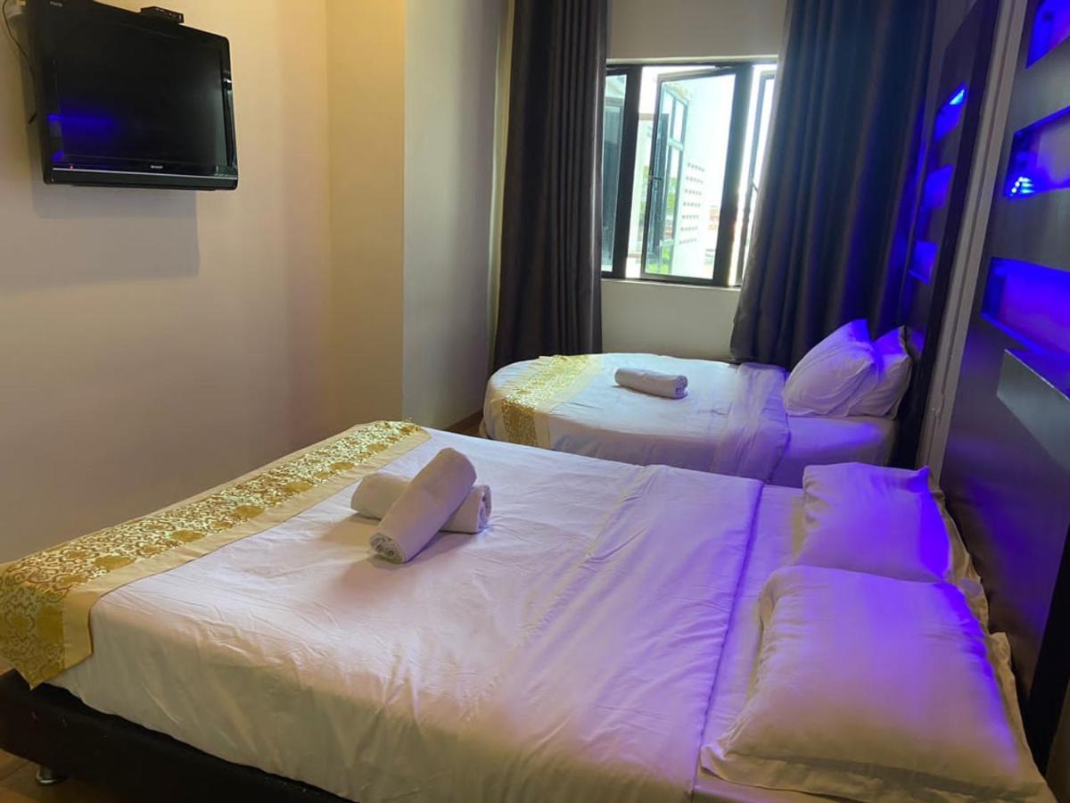 Hotel Zamburger De Melaka Esterno foto