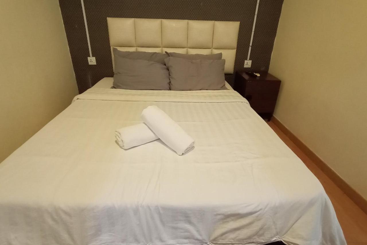 Hotel Zamburger De Melaka Esterno foto