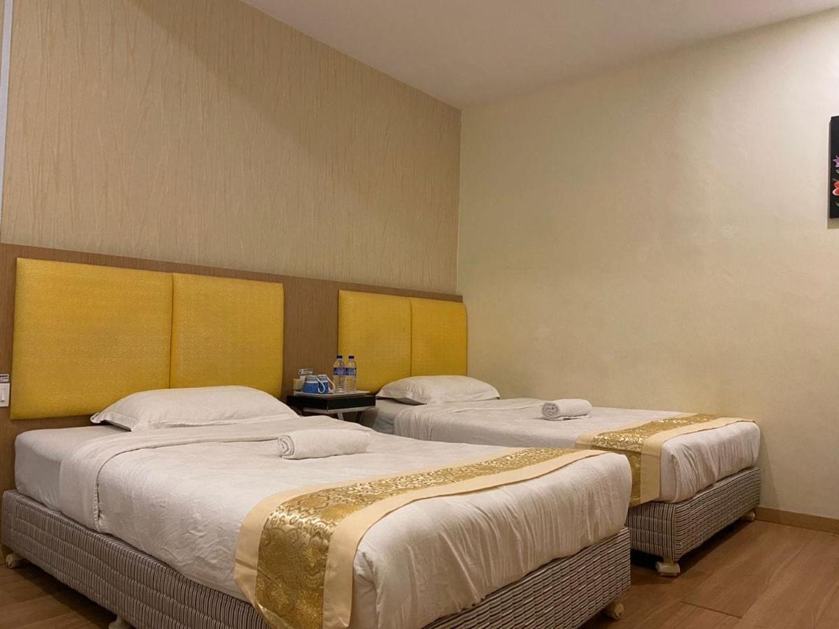 Hotel Zamburger De Melaka Esterno foto